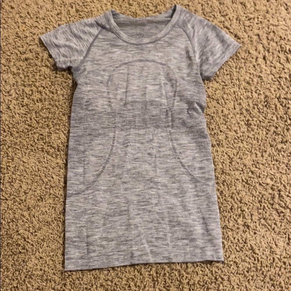 Lululemon swiftly tech short sleeve crew
